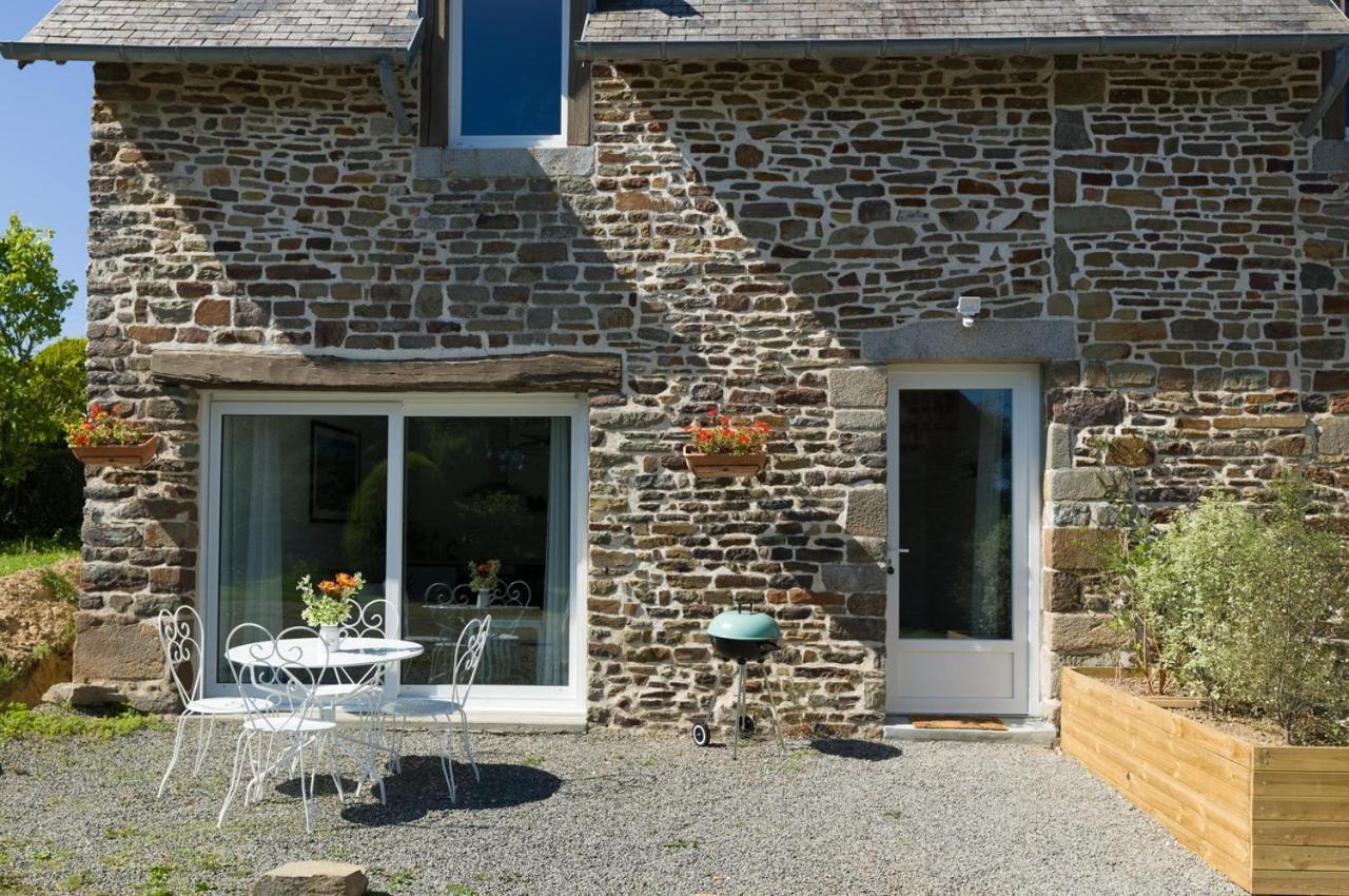 Le Manoir De La Besliere - Gite Et Chambres D'Hotes Folligny Buitenkant foto